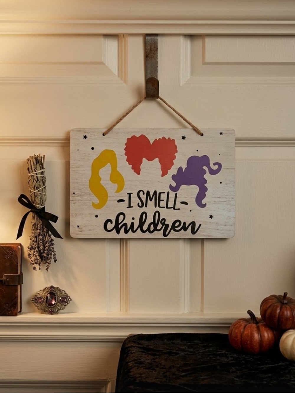 Hocus Pocus "I Smell Children" Wall Sign for Halloween